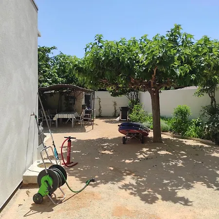 Maison Avec Jardin A 5 Minutes A Pied Des Plages Semesterbostad