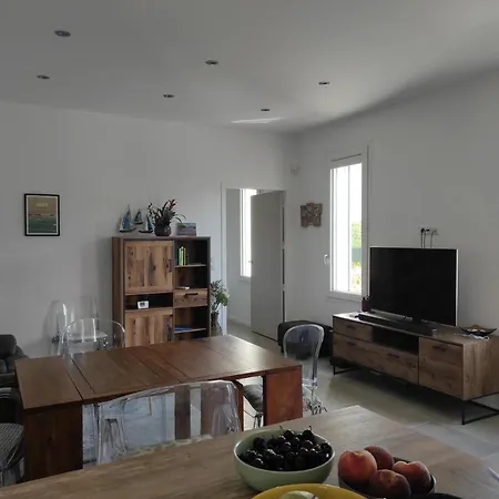 Maison Avec Jardin A 5 Minutes A Pied Des Plages Semesterbostad