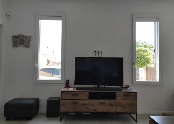 Maison Avec Jardin A 5 Minutes A Pied Des Plages *