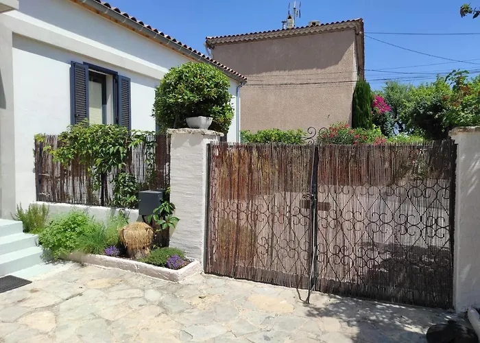 Maison Avec Jardin A 5 Minutes A Pied Des Plages