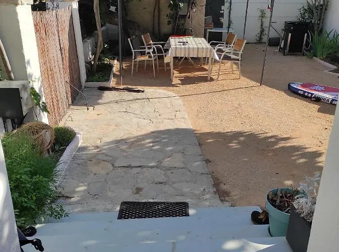 Maison Avec Jardin A 5 Minutes A Pied Des Plages La Ciotat