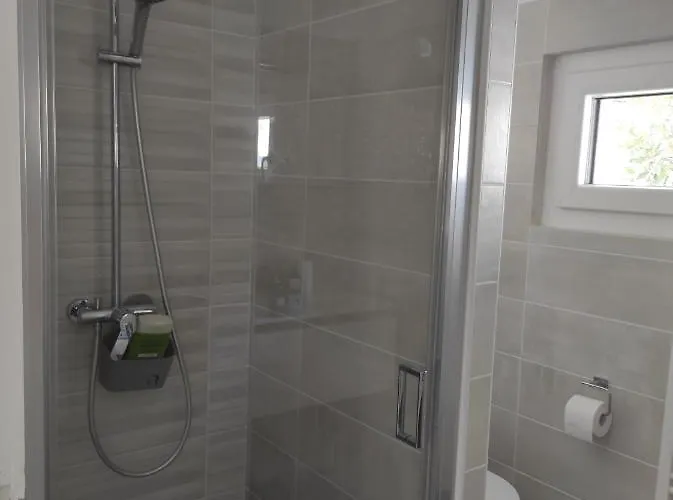 Maison Avec Jardin A 5 Minutes A Pied Des Plages *